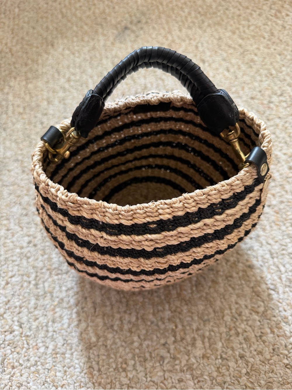 Clare V striped pot de miel basket bag - Picture 5 of 8